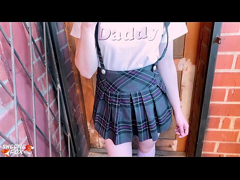 ❤️ Schoolgirl sucks a Dick go domhain agus fucks ionad ranganna. Físeán fuck  ag ga.xxxifuck.ru