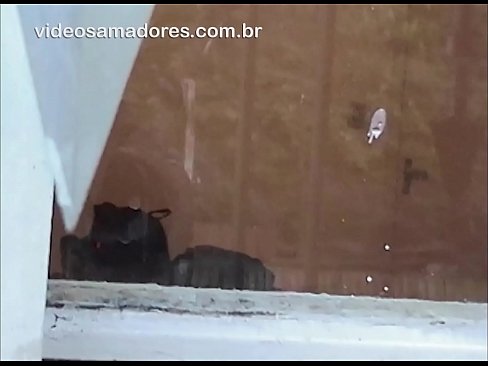 ❤️ Fear horny ag breathnú ar a chailín le fear eile, ag taifeadadh físeán fuck gan cur isteach ar an lánúin Físeán fuck  ag ga.xxxifuck.ru